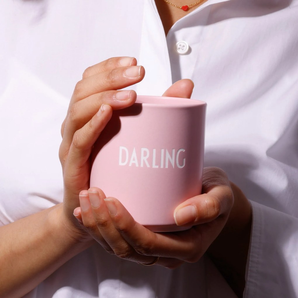 DESIGN LETTERS Porcelánový hrnček Darling Pink 300 ml