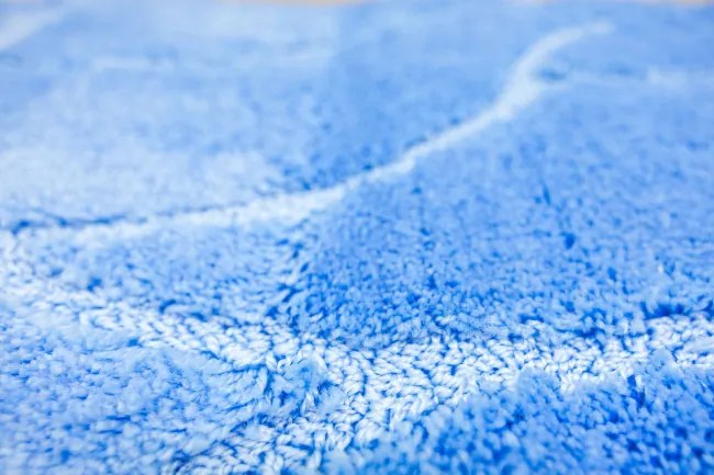 Kúpeľňový koberček Honey svetlomodrý