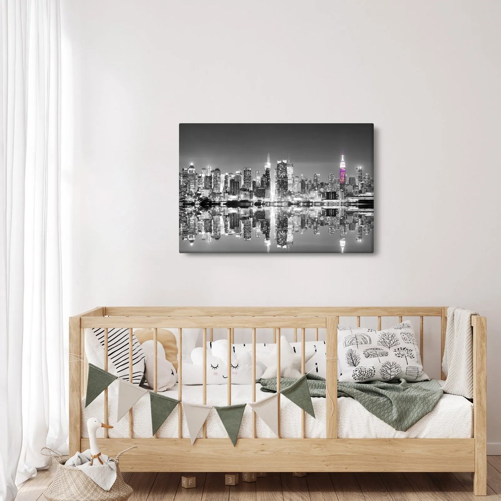 Obrázok - New York a fialový mrakodrap (90x60 cm)
