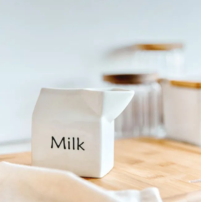 Kanvička na mlieko NELSON s nápisom 889917 200 ml