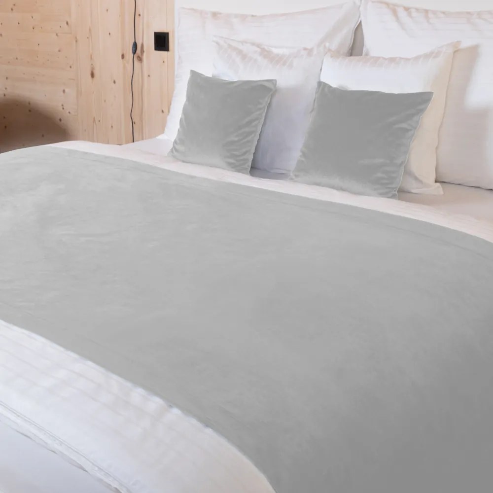 Biante Zamatový prehoz na posteľ Velvet Prémium SVP-027 Svetlo sivý 260x280 cm