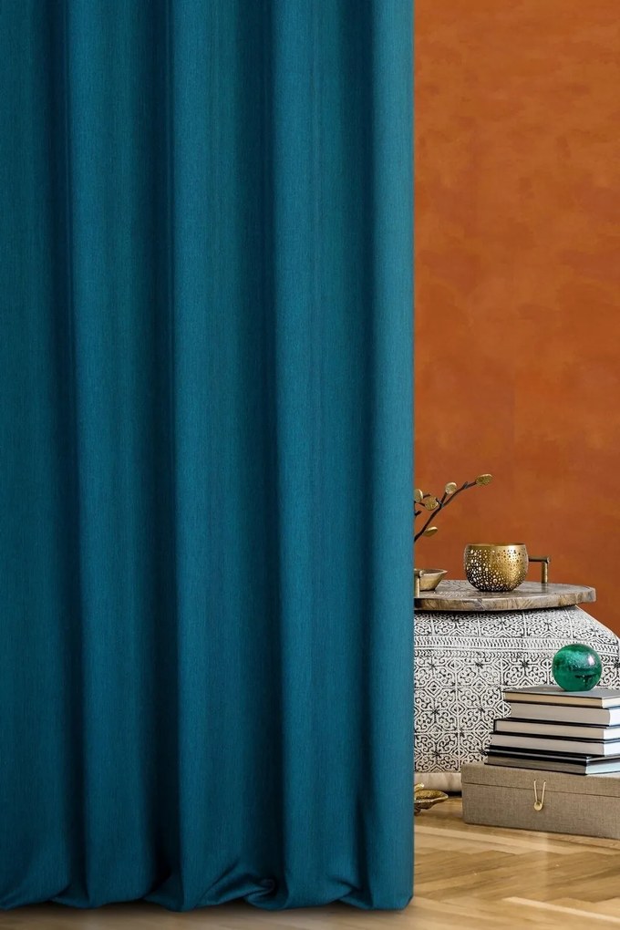 ZATEMŇOVACÍ ZÁVES NA KRÚŽKOCH TERRA COLLECTION MOROCCO 140X250 CM TMAVOMODRÁ