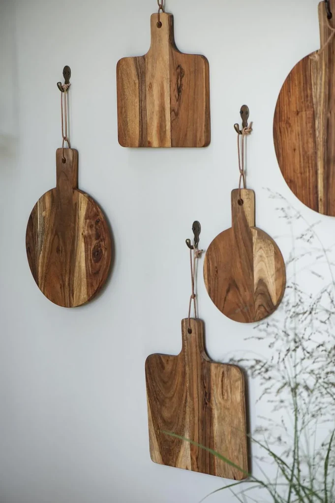 IB Laursen Drevená okrúhla doska s rukoväťou OILED ACACIA WOOD