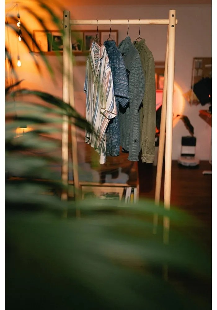 Vešiak z borovicového dreva Karup Design Hongi Natural