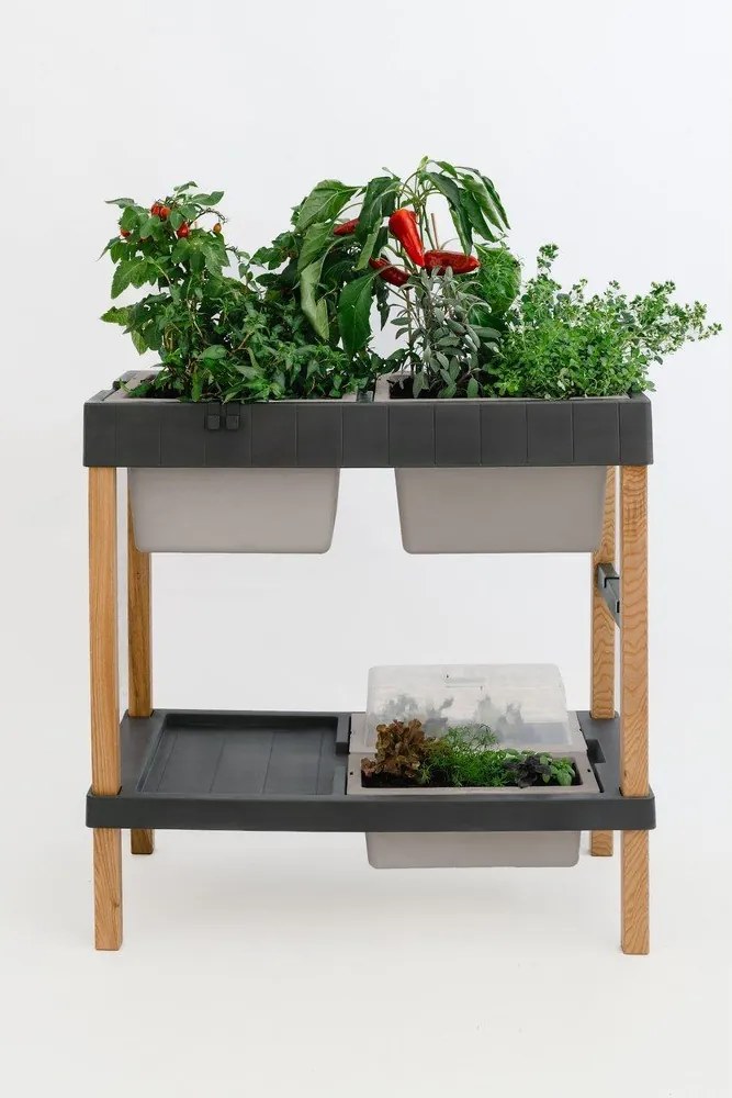 Vyvýšený záhon – Plastia