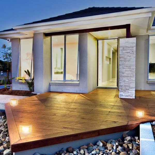 LED Solárne svietidlo so senzorom LED/2W/5,5V 3000K IP65 2600 mAh biela