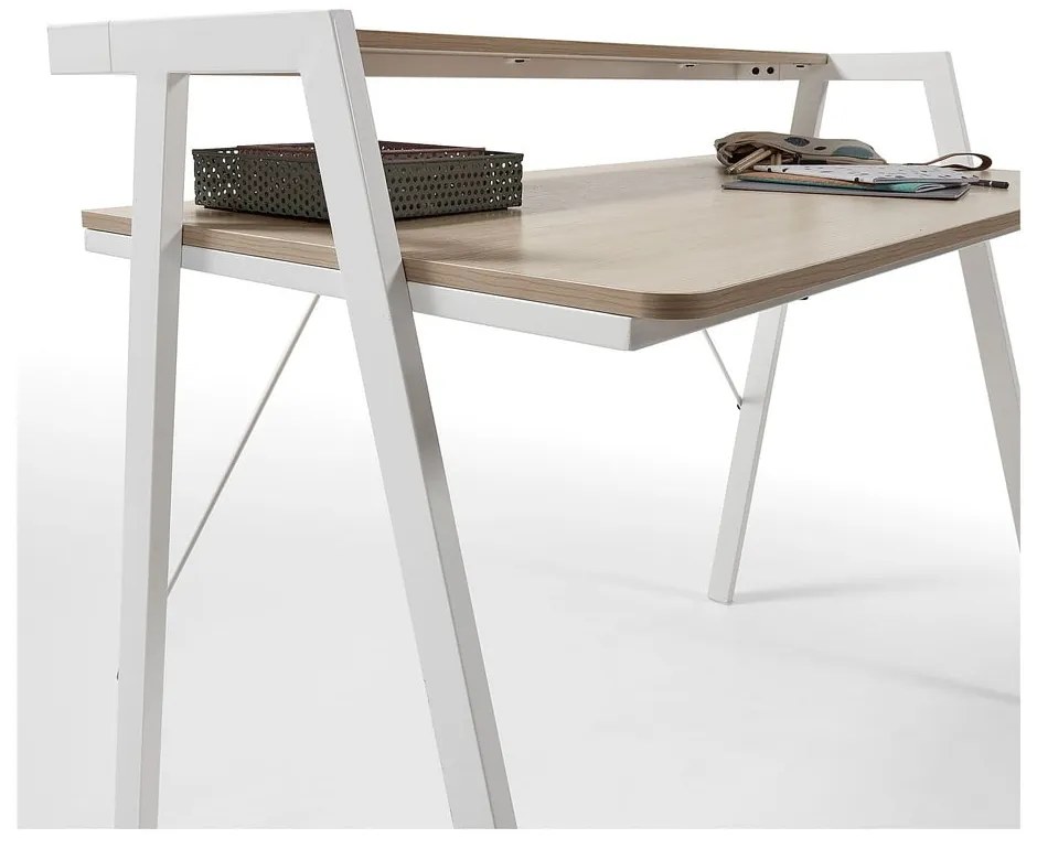 Pracovný stôl Kave Home Aarhus, 114,5 × 60 cm