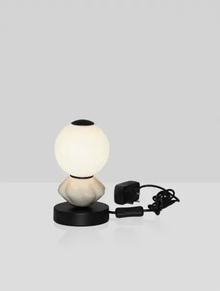 Dizajnová stolová lampa Pallina A