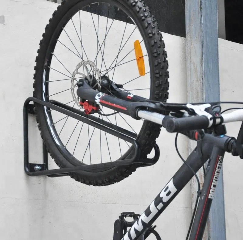 Vešiak na bicykel na stenu, 1 miesto pre bicykel