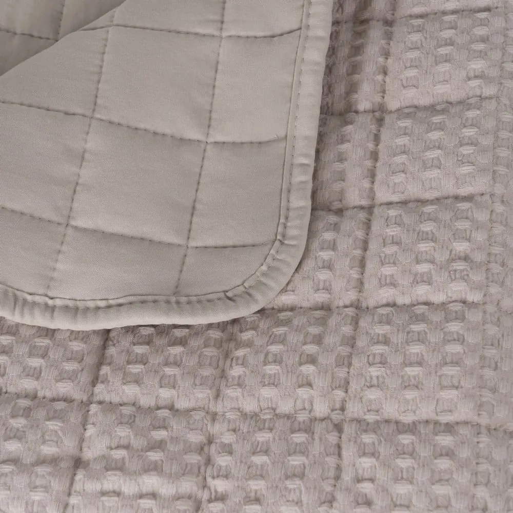 Béžový prešívaný pléd 240x260 cm – Ixia