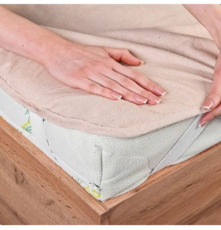 Plachta posteľná nepremokavá krémová s gumičkou po rohoch EMI, 90x200 cm