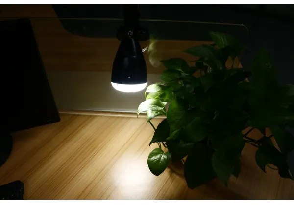 LED Lampička KLIP s USB nabíjaním LED/5W/5V 4000K