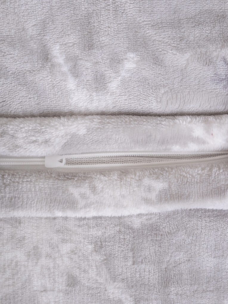 Obliečka na vankúš mikroplyš Exclusive 40 × 40 cm - Frozen sivá