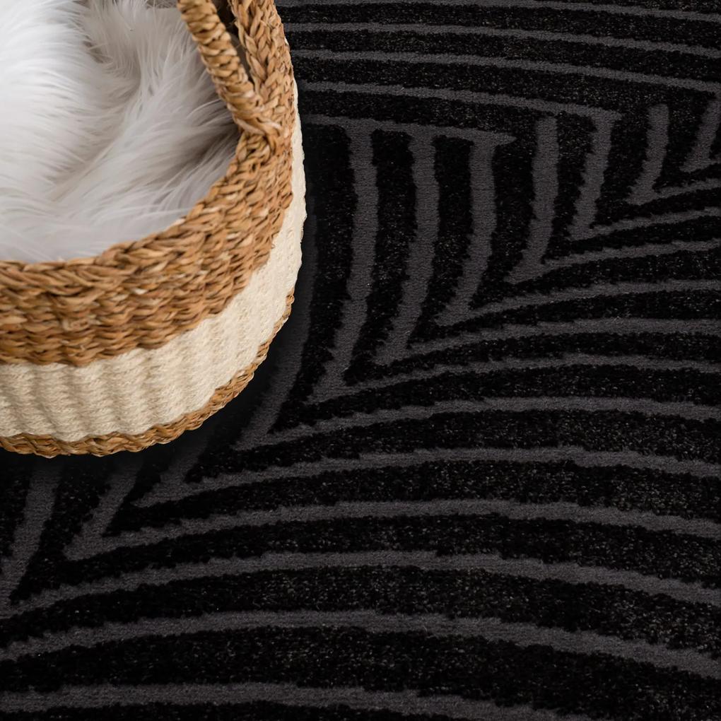 Dekorstudio Jednofarebný koberec FANCY 648 - čierny Rozmer koberca: 140x200cm