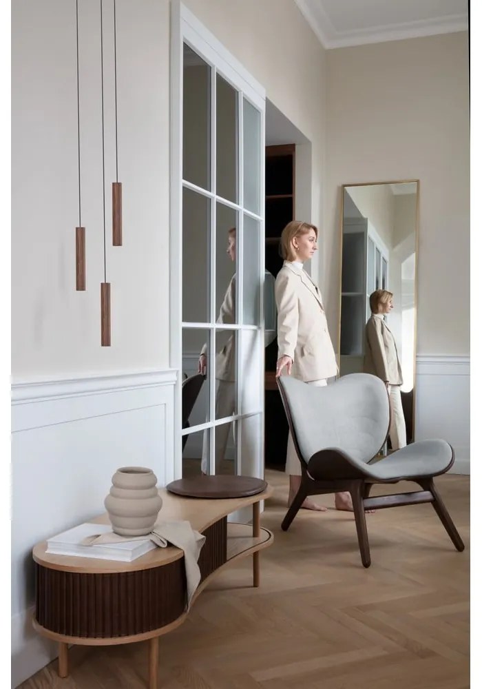 Svetlosivé kreslo A Conversation Piece – UMAGE