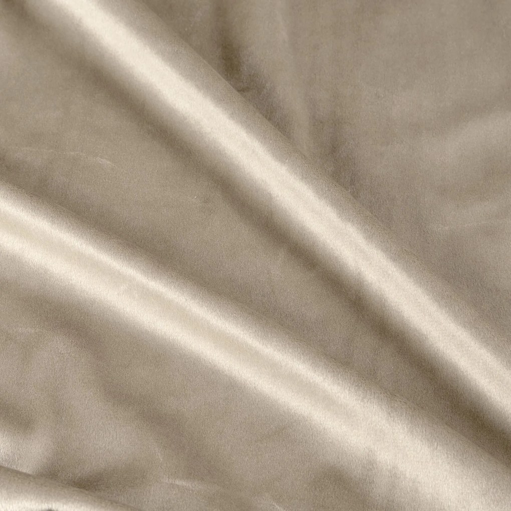 ZATEMŇOVACÍ ZÁVES NA KRÚŽKOCH AURA 140X250 CM BÉŽOVÁ