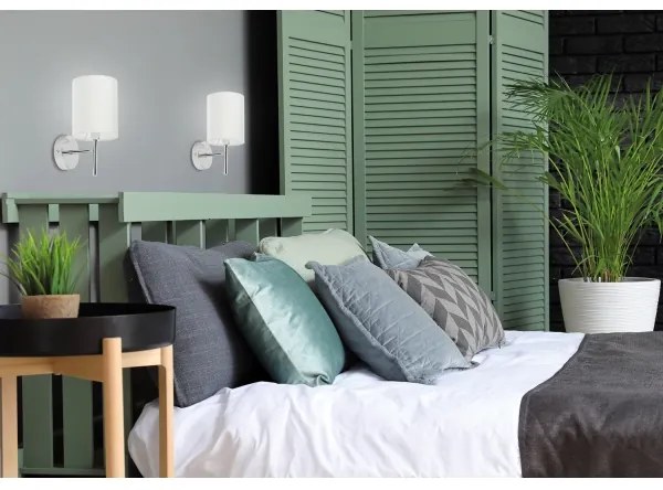 Nástenné svietidlo YAN 1xE14/40W/230V chróm