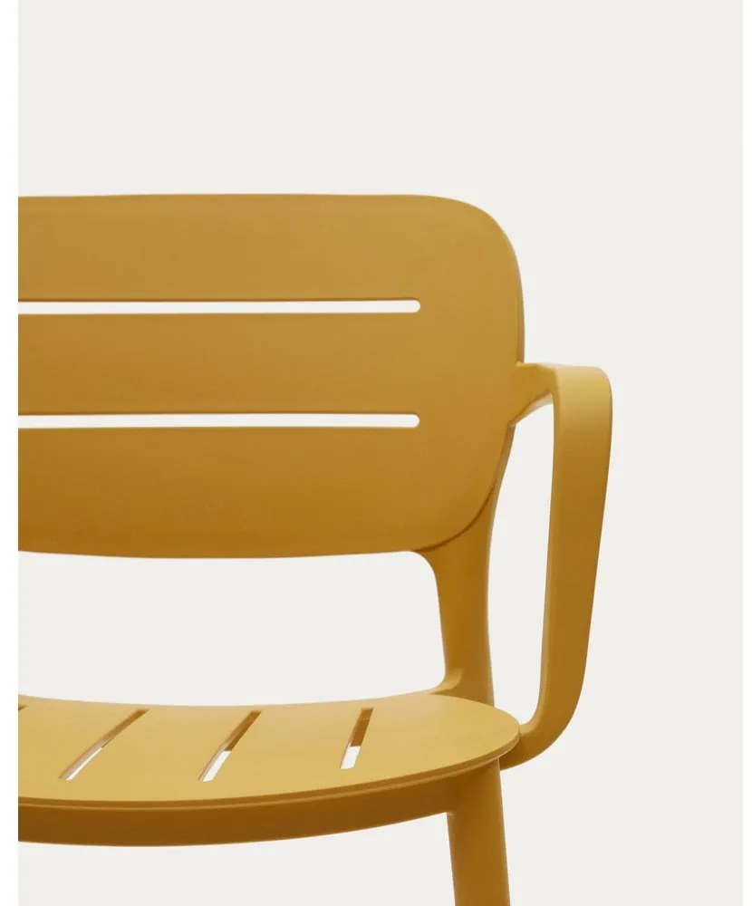 Žltá plastová záhradná stolička Morella – Kave Home