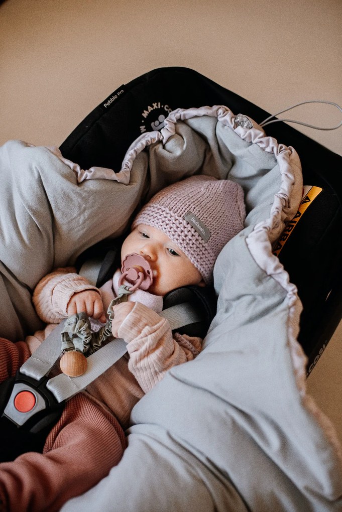 Beztroska zavinovacia deka do autosedačky LITTLE MIRACLES