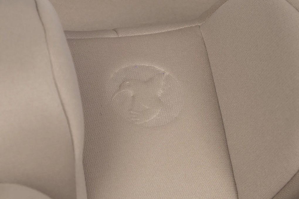 Autosedačka Colibro Petit Pro I-Size 40 - 87 cm Camel