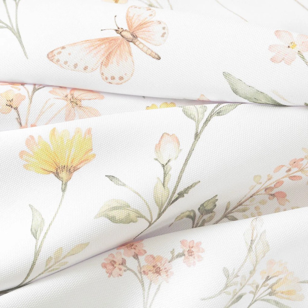 Goldea hranatý teflónový obrus - motýlia záhrada 80 x 80 cm