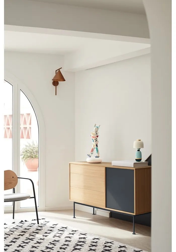 Antracitovosivá komoda v dubovom dekore Teulat Yoko, šírka 128 cm