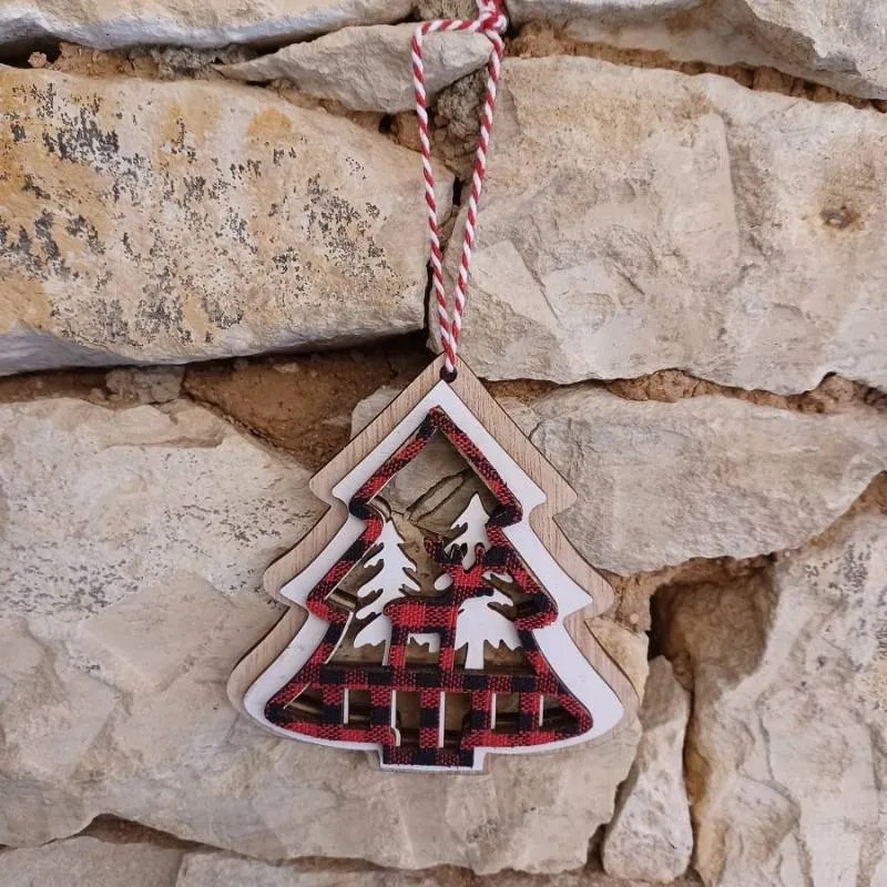 DECOLED Ozdoba, stromeček, 9,5 x 10,5 cm, dřevěná