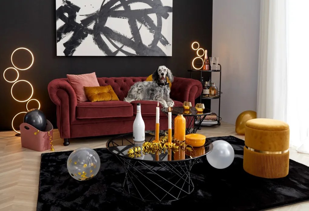 Pohovka Chesterfield, červená látka