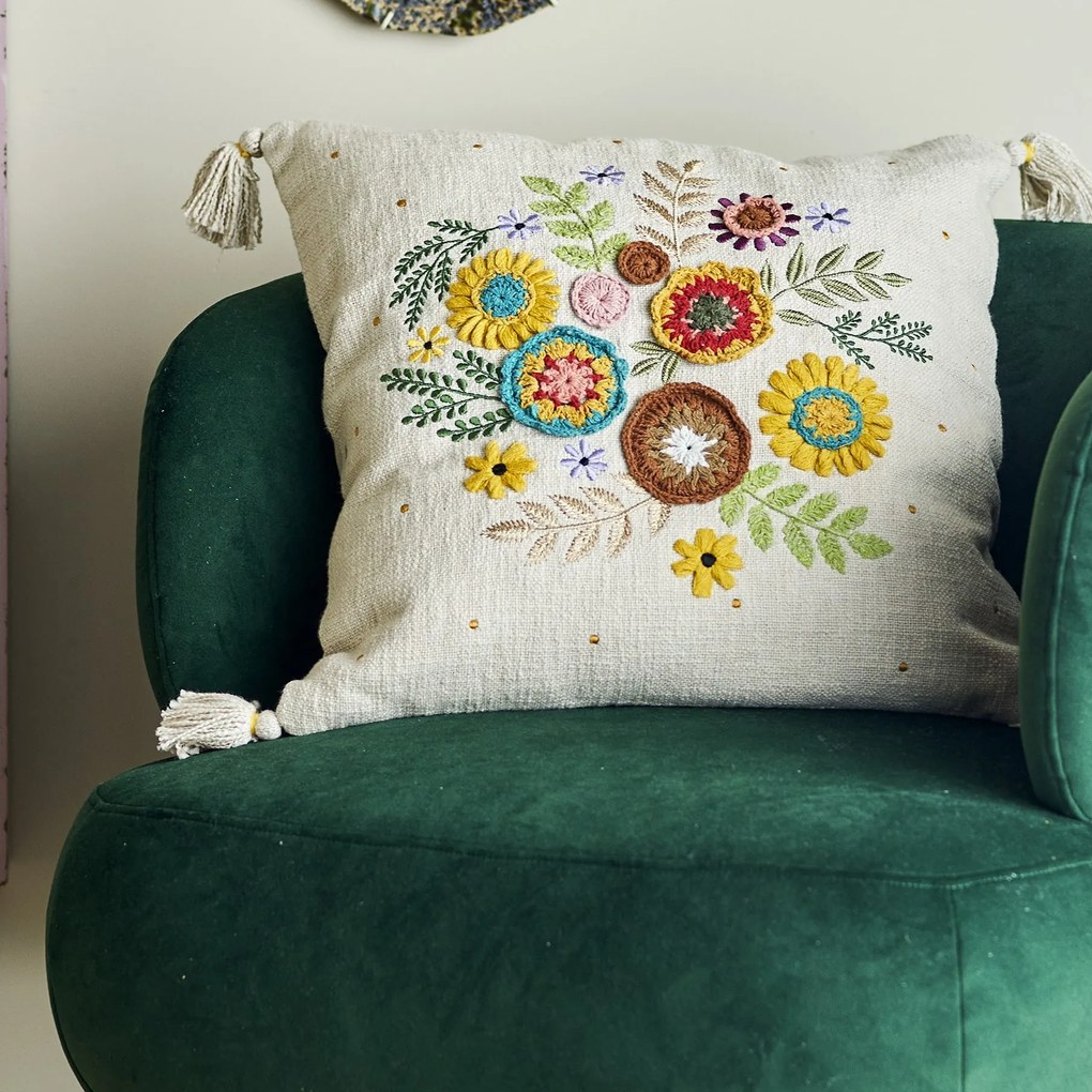 Bloomingville Vyšívaný vankúš Pico Cotton 50 × 50 cm
