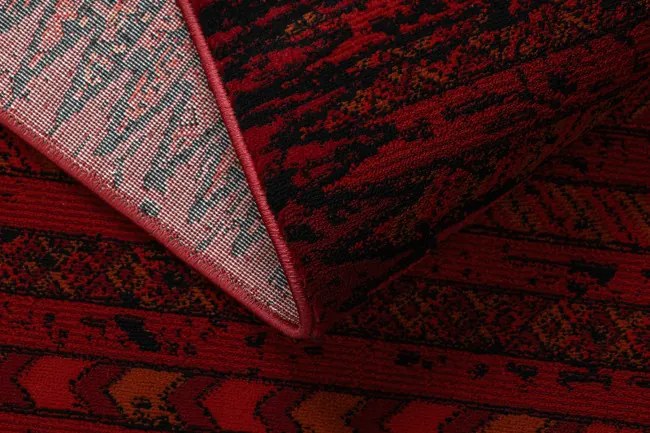 Koberec ORIENT 5820 so strapcami, pruhy / orientálny, bordový / čierny