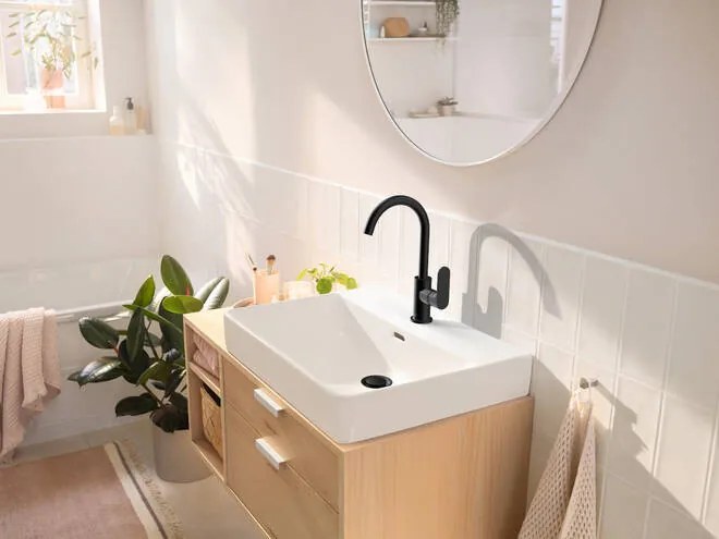 Hansgrohe Rebris S, vysoká umývadlová batéria 210 s otočným výtokom a odtokovou súpravou s tiahlom, čierna matná, HAN-72536670