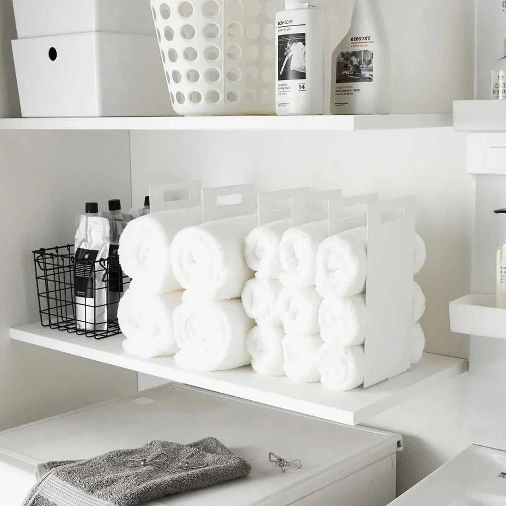 Biele kovové stojany na uteráky v súprave 2 ks Tower – YAMAZAKI