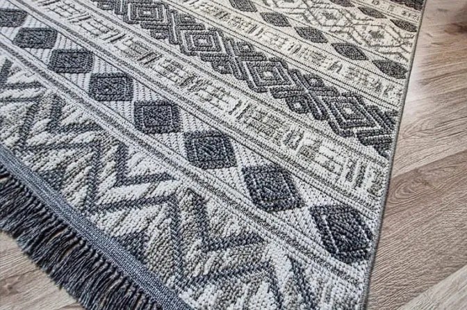 Sivý pruhovaný koberec v boho štýle Boho 881-S – moderný dizajn Rozmer: 60x100 cm