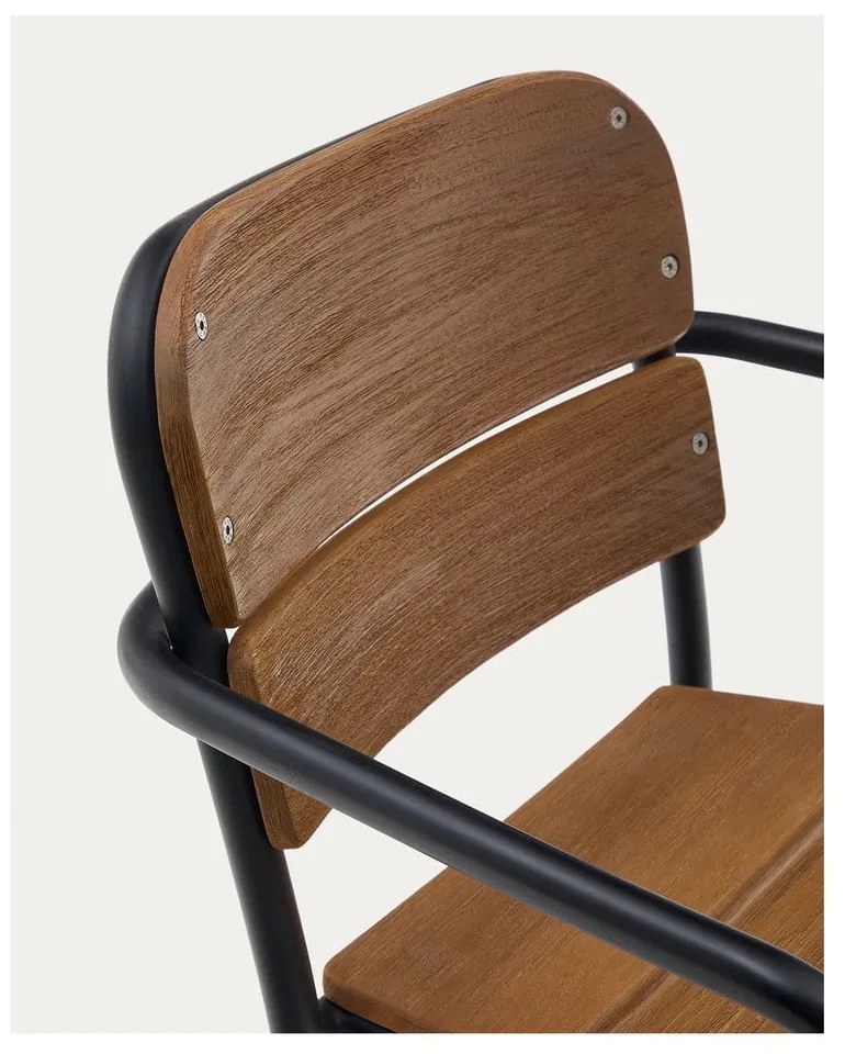 Čierno-hnedá dreveno-kovová záhradná stolička Algueret – Kave Home