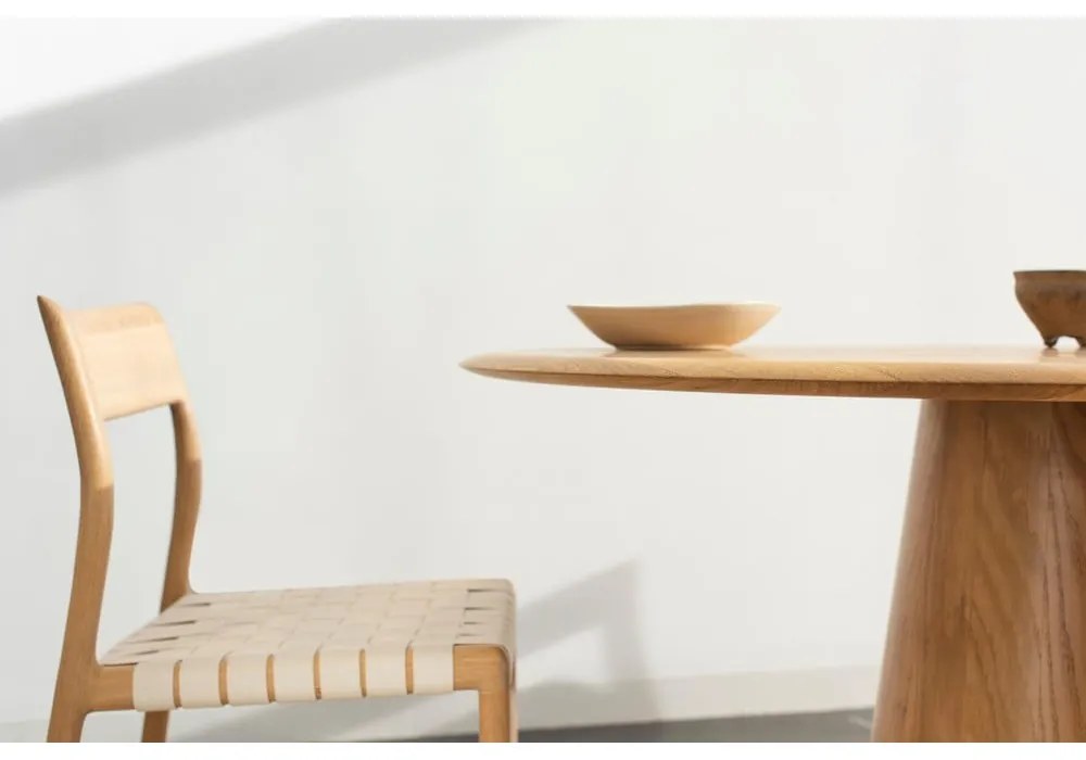 Jedálenská stolička z masívneho dubového dreva s bielym sedadlom Gazzda Fawn