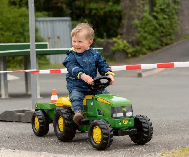 Šlapací traktor s vlečkou Rolly Toys John Deere 012190