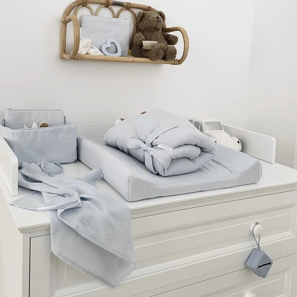 Ošetrujúca sada s prebaľovacím pultom modrá