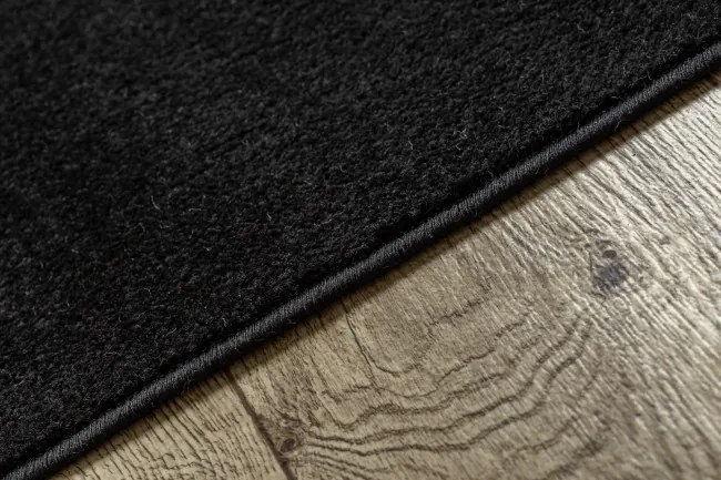 Koberec ETON PLUS čierny