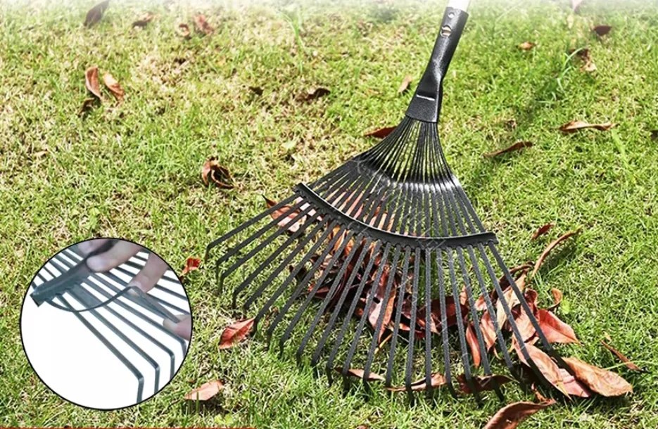 CROWNMAN KOVOVÉ vejárové hrable na lístie a trávu, 51 cm, 22 zubov