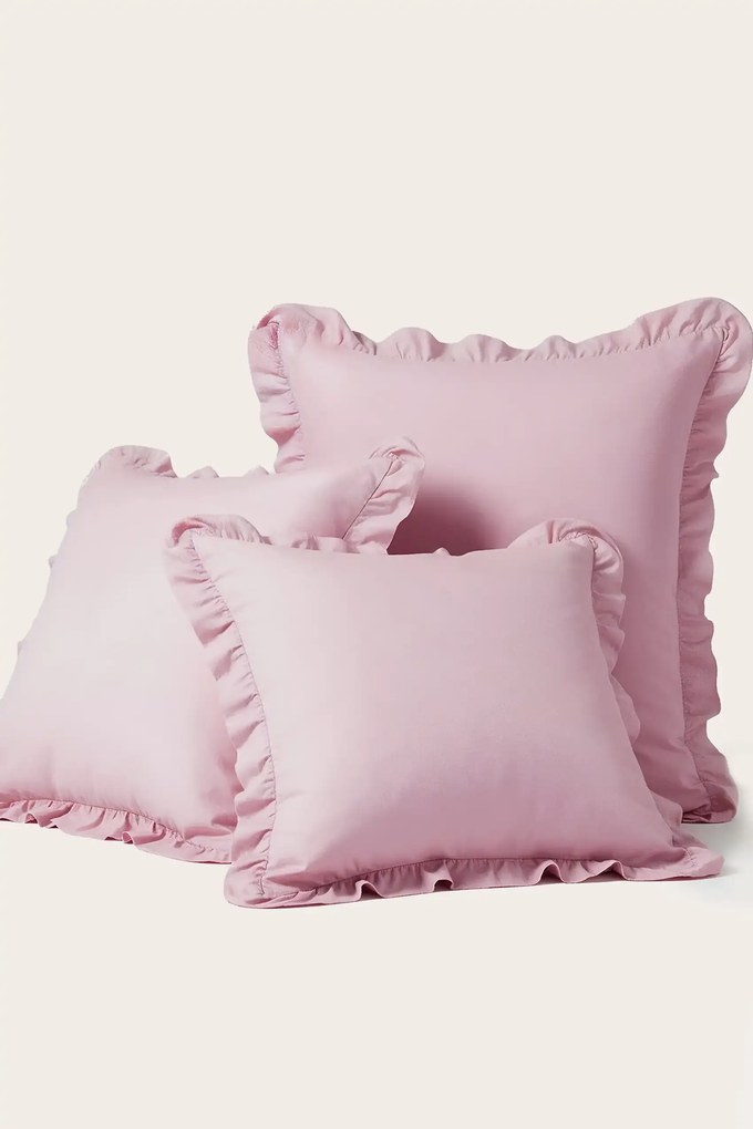 Saténová obliečka na vankúš RUFFY PREMIUM púdrová Rozmer: 50x70 cm