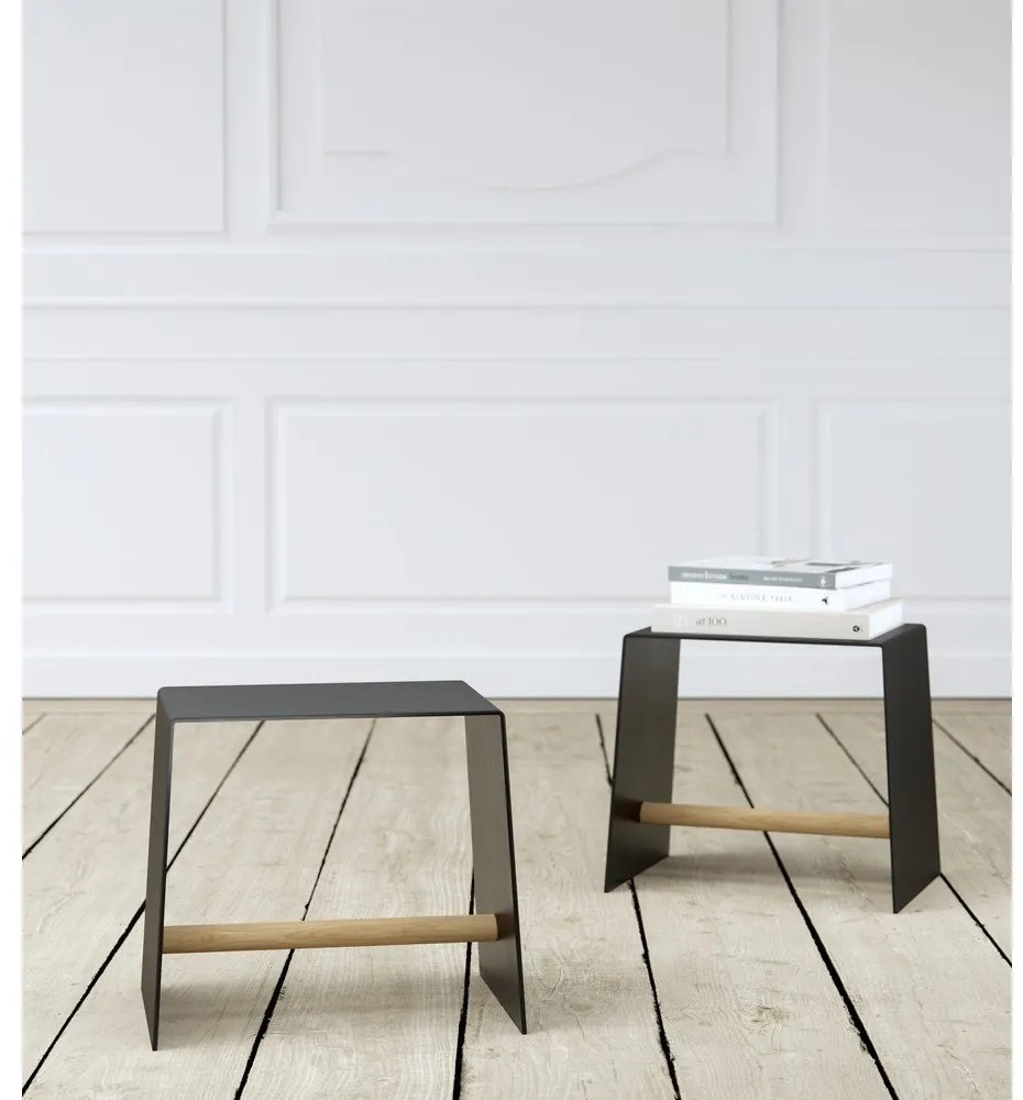 Čierna kovová stolička Bull – LIND DNA