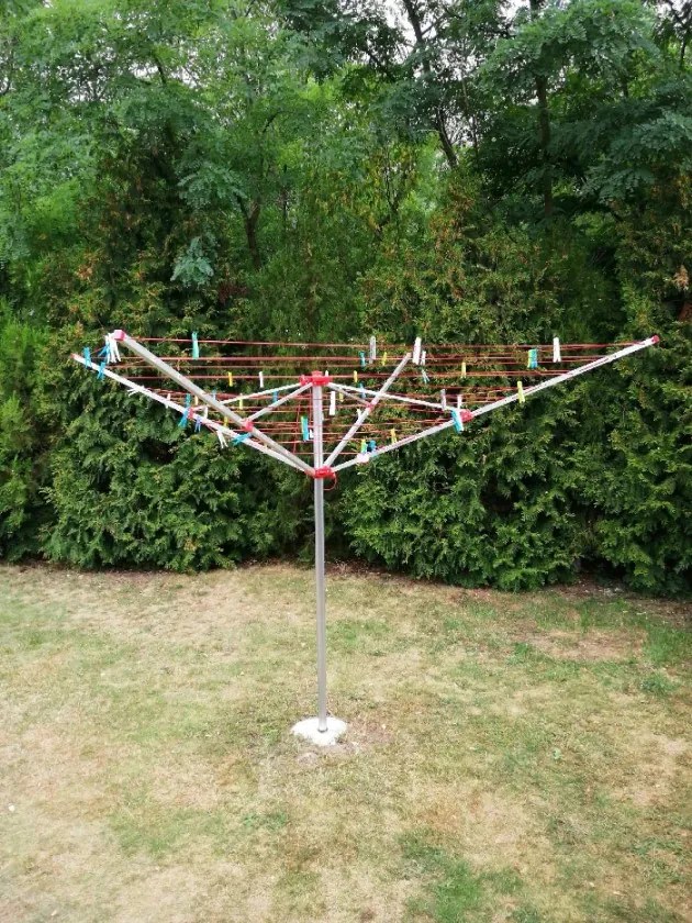 Erga Garden 5000, voľne stojaci 4-ramenný záhradný sušiak na bielizeň 200x200x195 cm, strieborná-červená, ERG-SEP-10SUSOGRGAR50