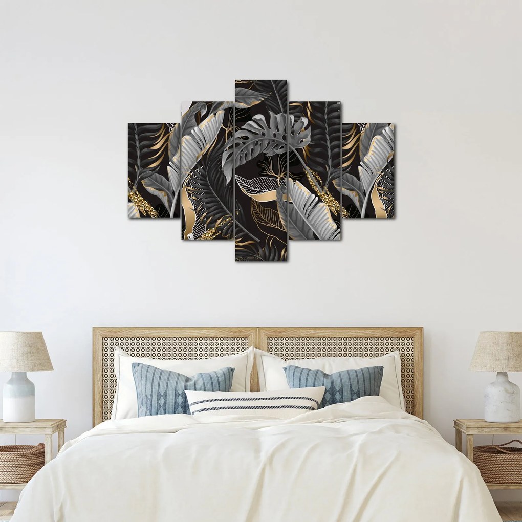 Obraz - Tropické listy v čierno-zlatej (150x105 cm)