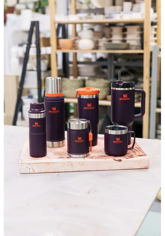 Tmavofialová termoska so slamkou z nehrdzavejúcej ocele 1,18 l Quencher H2.0 FlowState Tumbler Plum – Stanley
