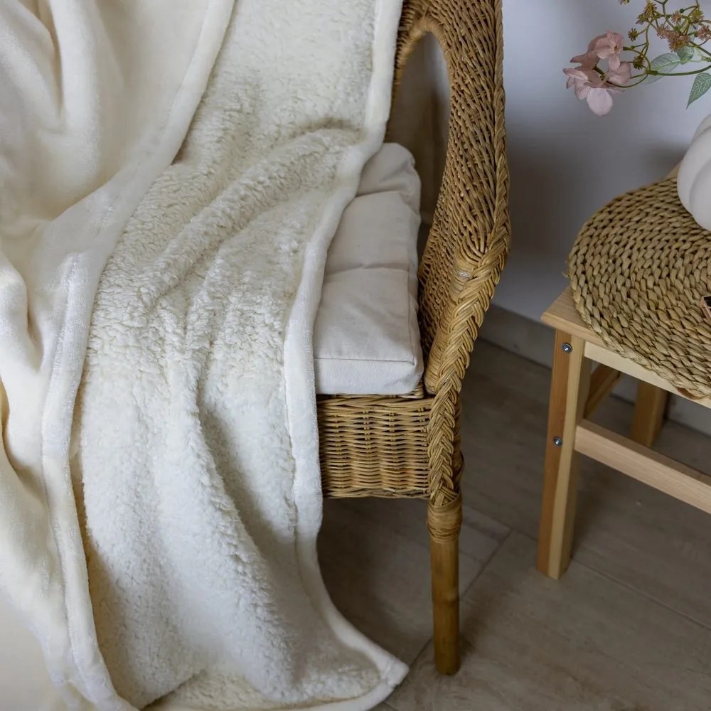 Polášek Mikroflanelová deka s barančekom - Svetlo béžová | 100 x 150 cm