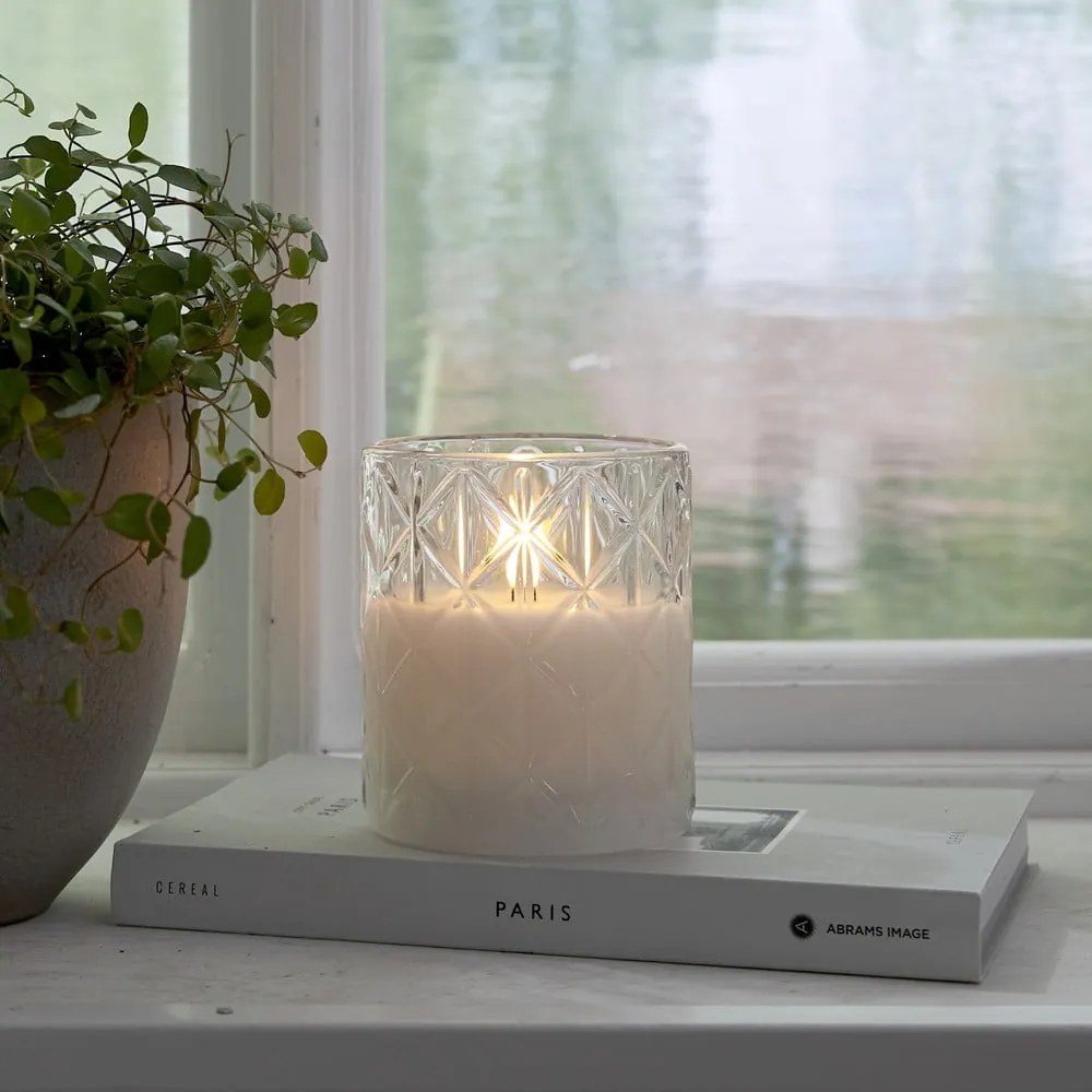 Biela LED vosková sviečka v skle Star Trading Flamme Romb, výška 10 cm