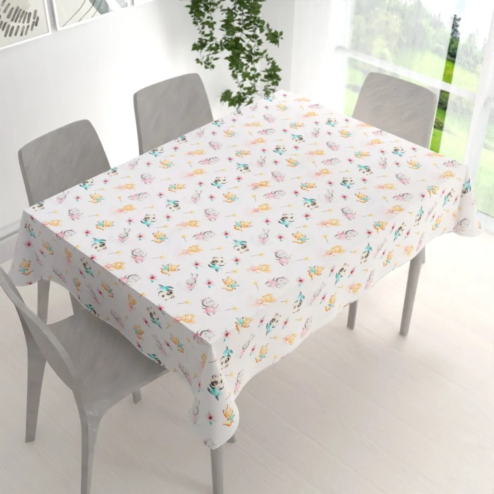 Biante Detský bavlnený obdĺžnikový obrus Sandra SA-671 Zvieratká baletky na bielom 50x100 cm