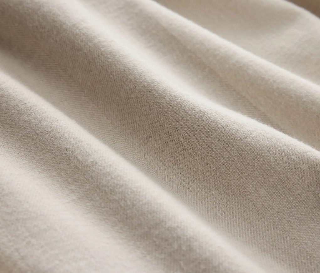 Posteľná bielizeň z luxusného flanelu, s béžovými prúžkami, štandardná veľkosť