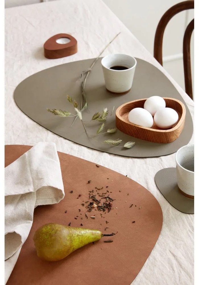 Prestieranie z eko kože 37x44 cm Curve L Double Nupo – LIND DNA