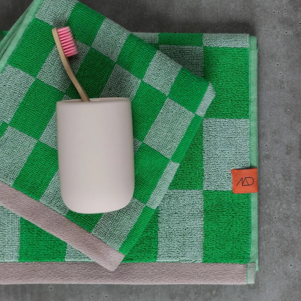 Zelený uterák z bio bavlny 50x90 cm Retro - Mette Ditmer Denmark